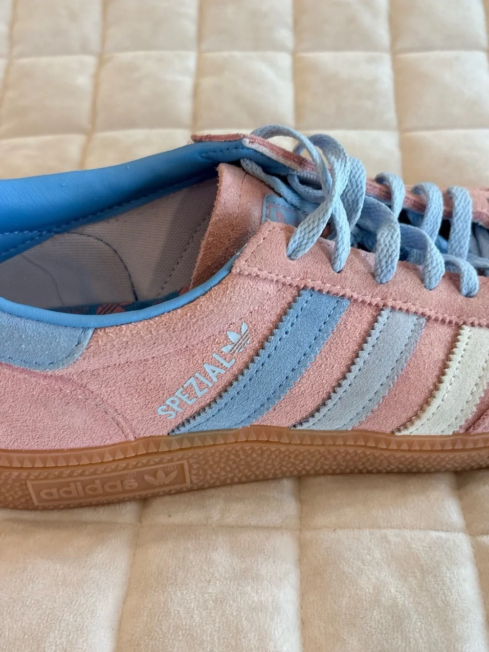 adidas Handball Spezial Semi Pink Spark Blue IG1974 Women Size 8.5 Suede Retro